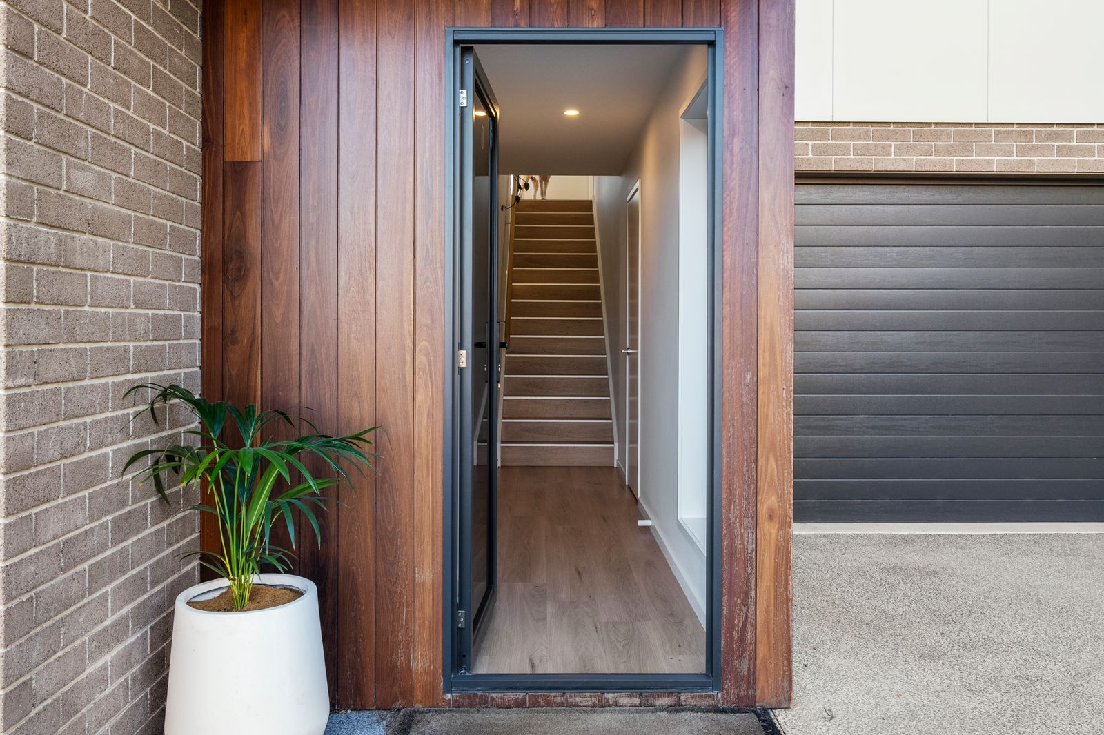 1/12 Danes Avenue,
	
			
							ROKEBY
				
							
							TAS
			7019, Rokeby - Thumbnail 2