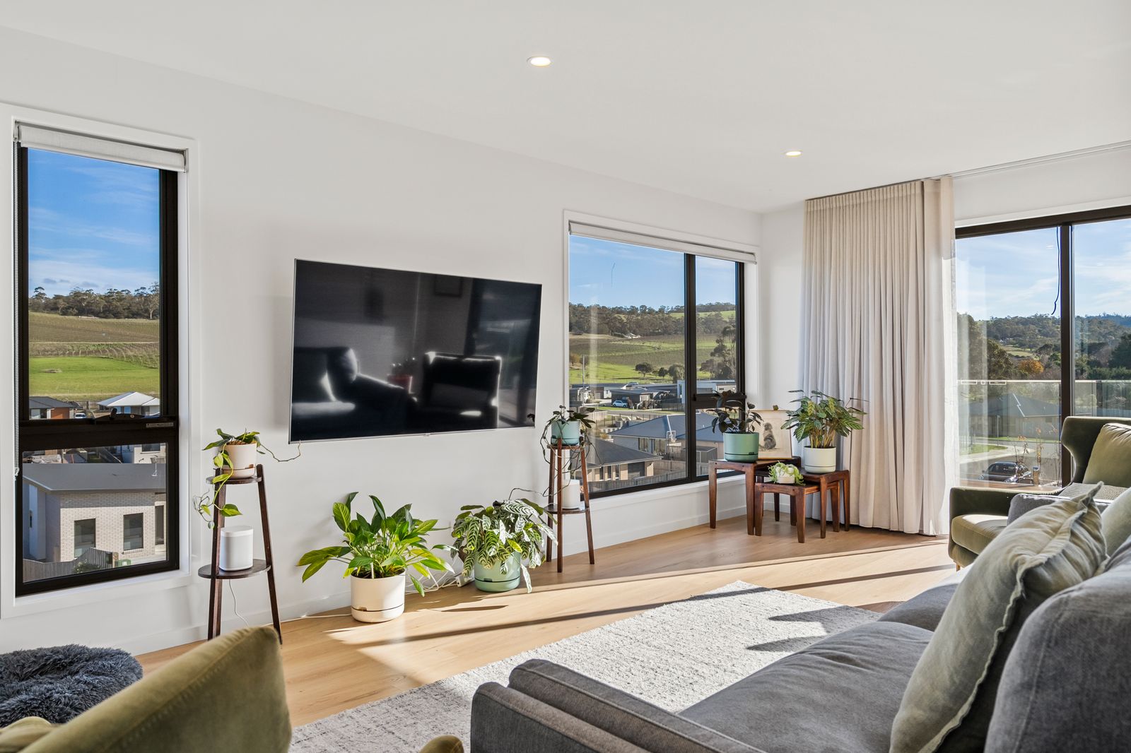 1/12 Danes Avenue,
	
			
							ROKEBY
				
							
							TAS
			7019, Rokeby - Thumbnail 3