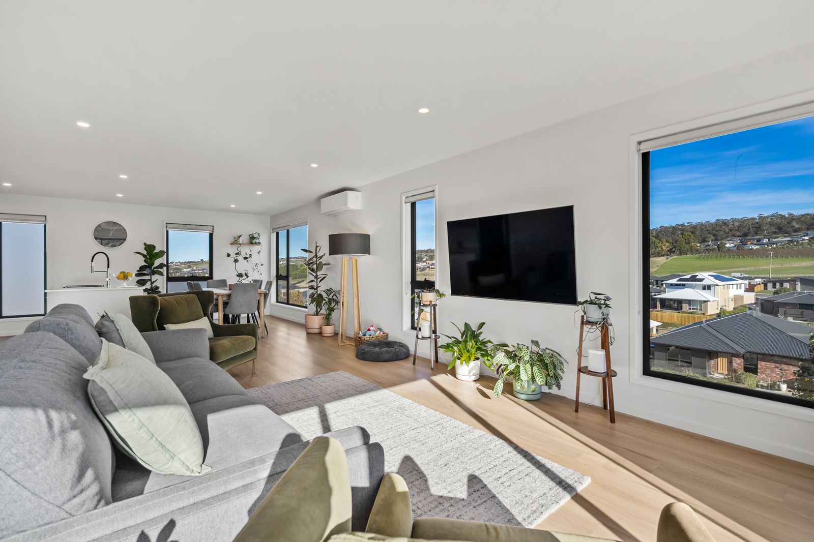 1/12 Danes Avenue,
	
			
							ROKEBY
				
							
							TAS
			7019, Rokeby - Thumbnail 4